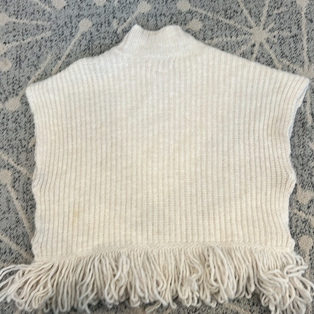 ANTHROPOLOGIE Fringed Mockneck Sweater Vest in Ivory - Picture 4 of 4